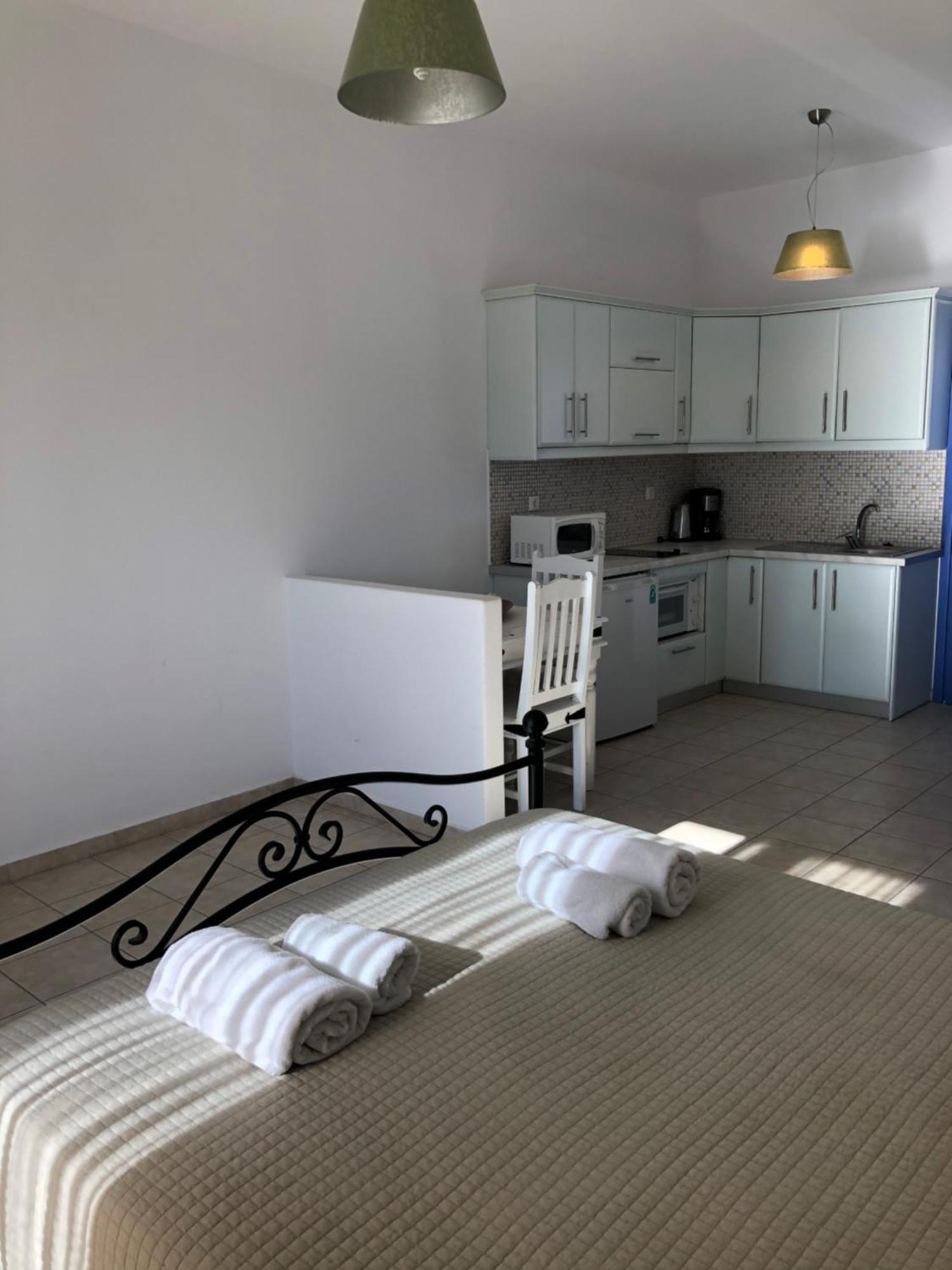 Studios Angela Port Ліпсі Екстер'єр фото
