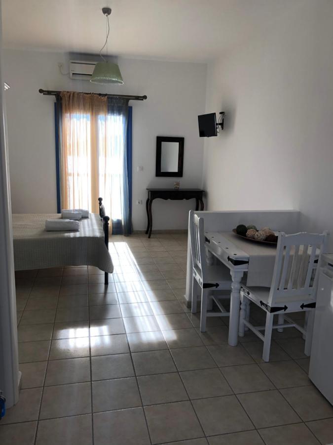 Studios Angela Port Ліпсі Екстер'єр фото